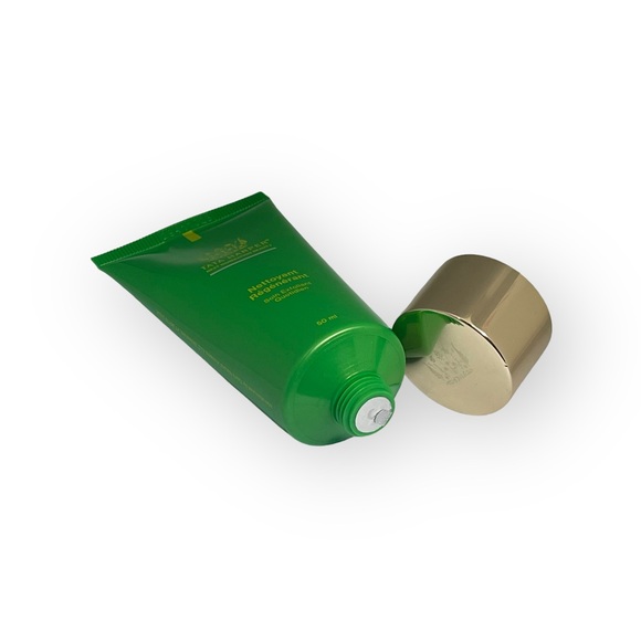 new Tata Harper ☀︎︎ Regenerating Cleanser Daily BHA Exfoliator ☀︎︎ 50 ml ☀︎︎ Box - Picture 7 of 16